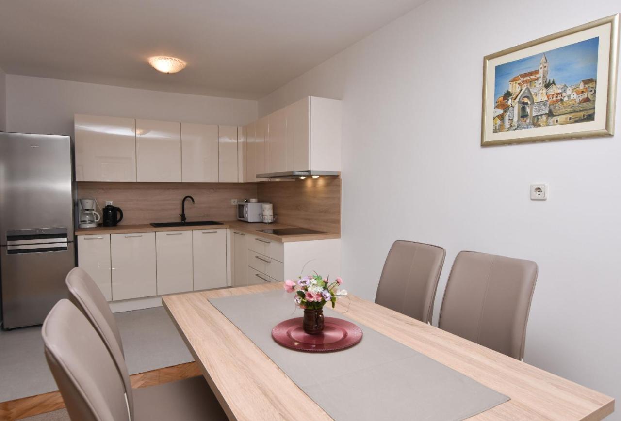 Apartments Danica Primosten Ngoại thất bức ảnh