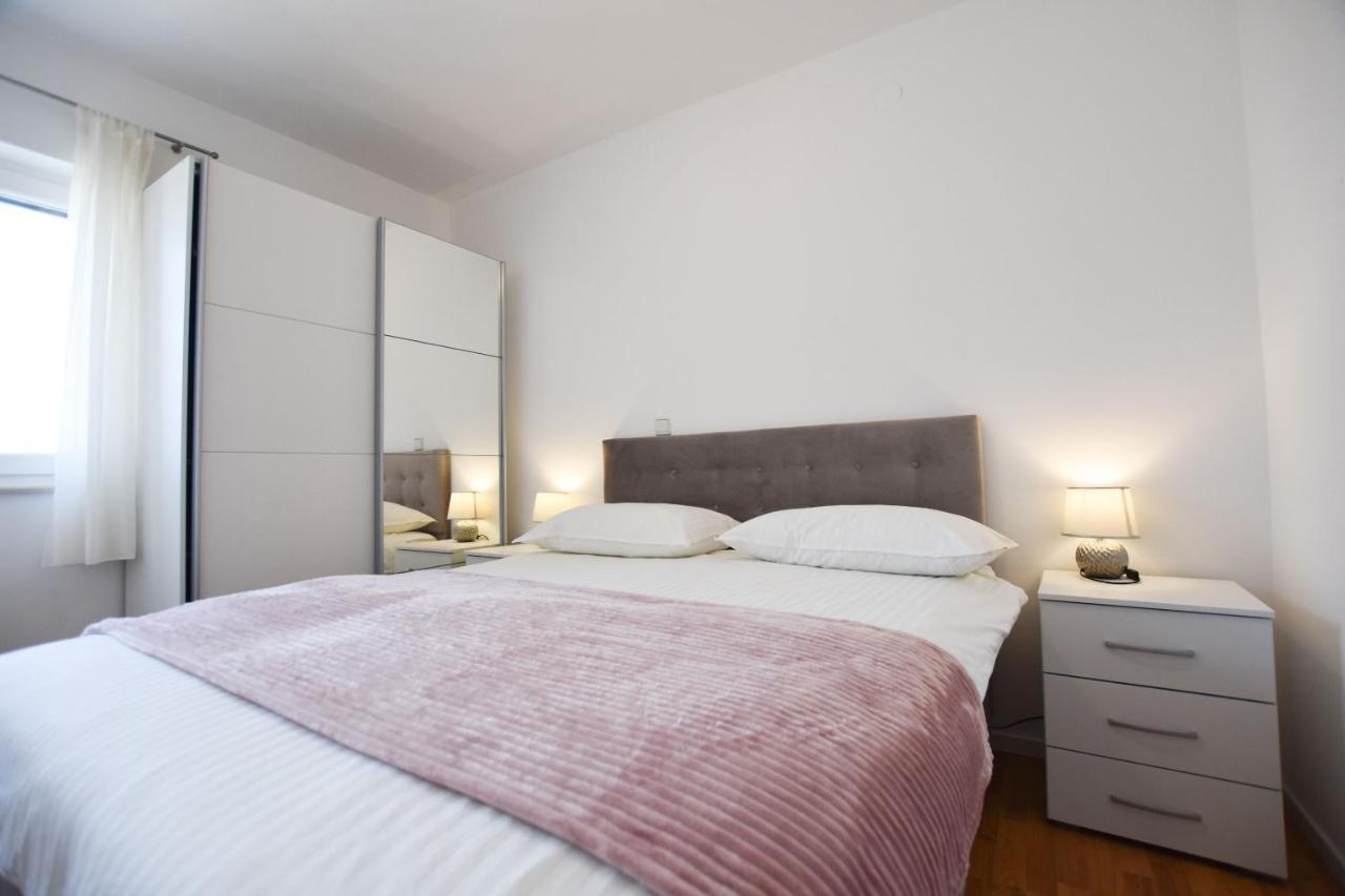 Apartments Danica Primosten Ngoại thất bức ảnh
