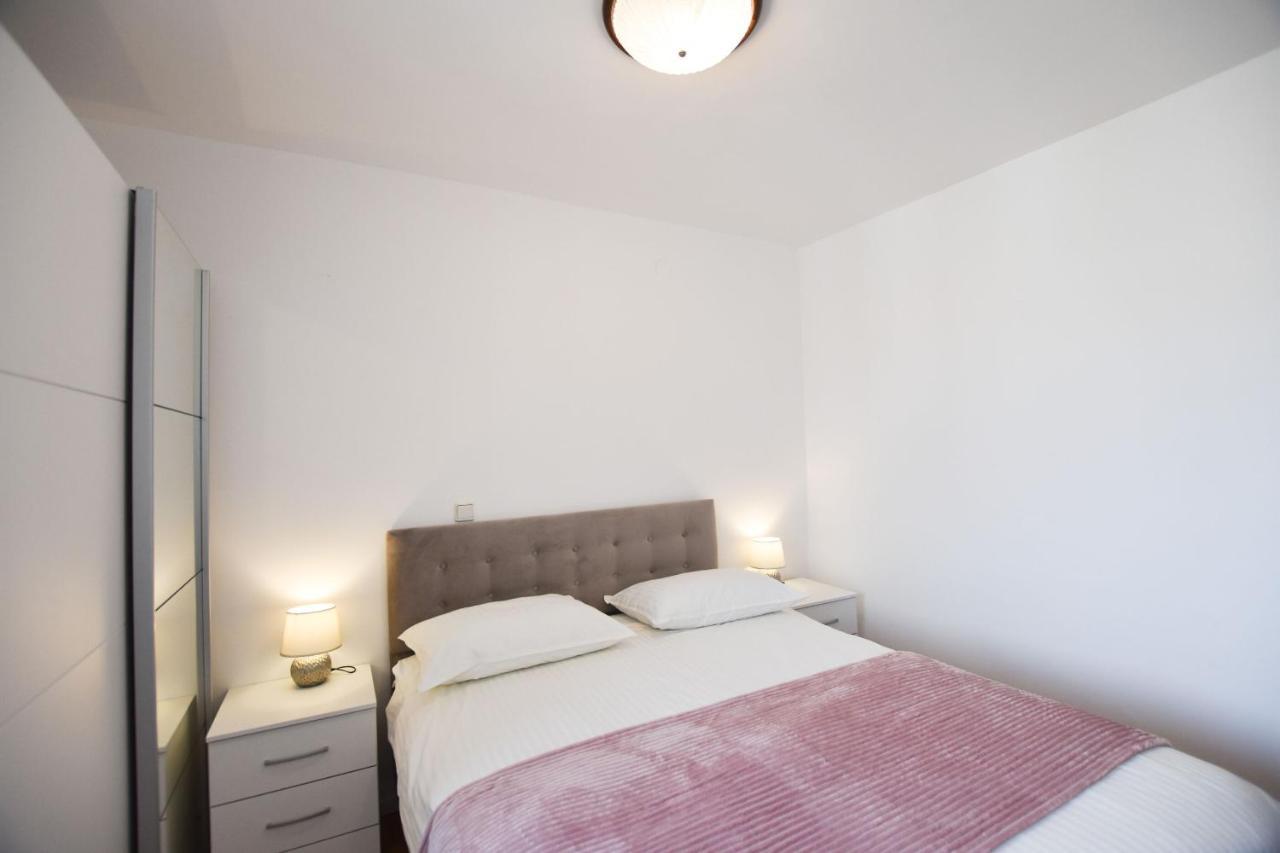Apartments Danica Primosten Ngoại thất bức ảnh